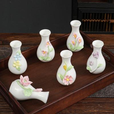 Neue handgefertigte Keramik-Kneifblumenvase für Blumengestecke und Heimdekoration