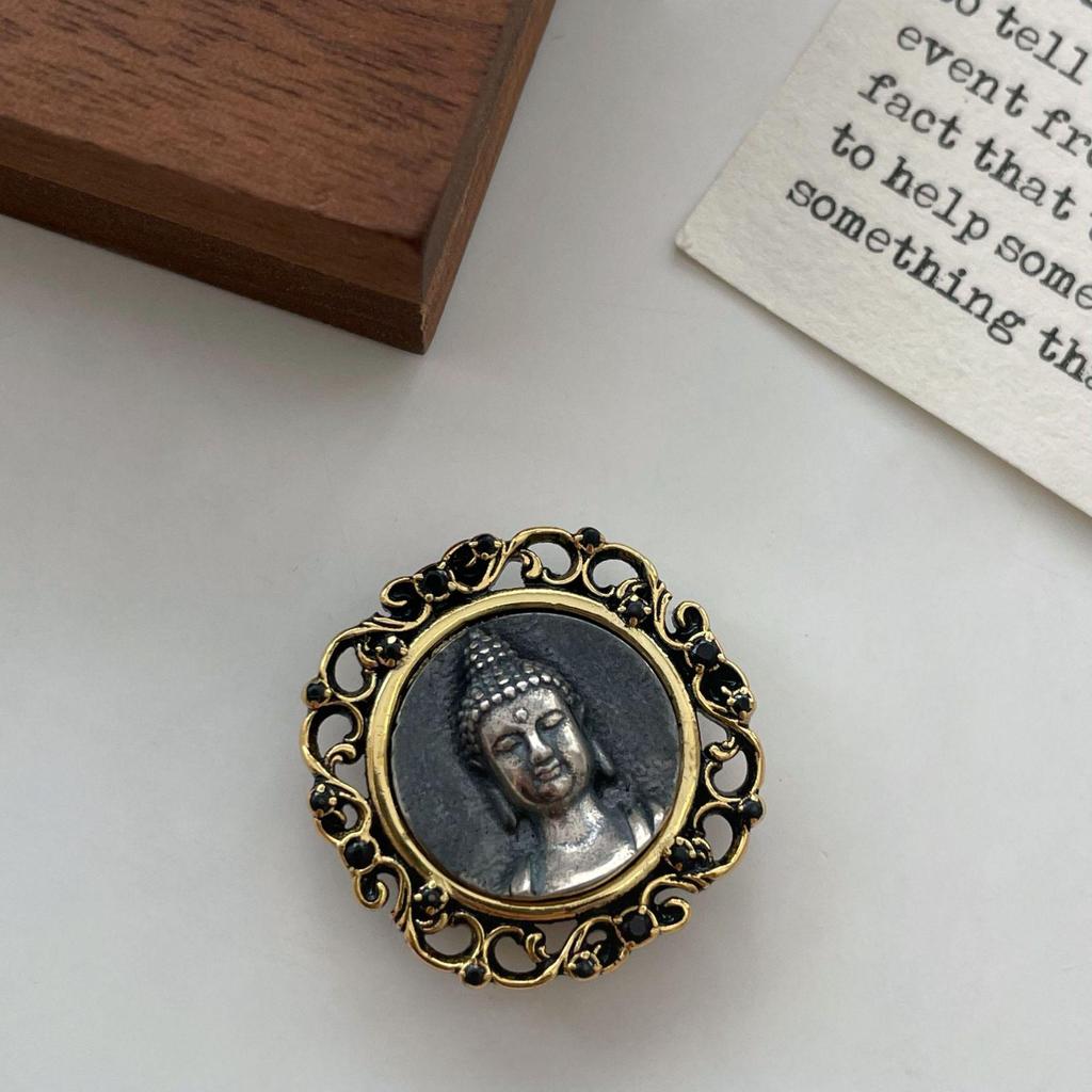 S925 Sterling Silver Medicine Buddha Pendant - Gold & Silver, Unisex Retro Design, Versatile Style with Detailed Relief.