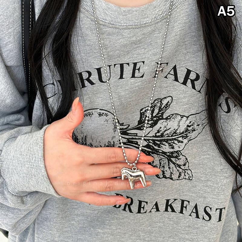 Cartoon-Pferde-Anhänger-Halsketten Für Frauen Damen Pullover-Ketten Verstellbare Lange Seilkette Tägliche Passende Accessoires