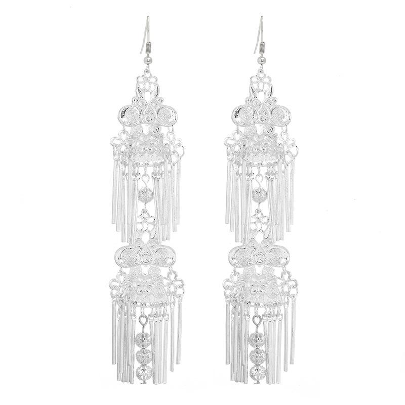 Niche double-layer Miao silver earrings, retro fringed personalized long earrings, women's middle earrings.