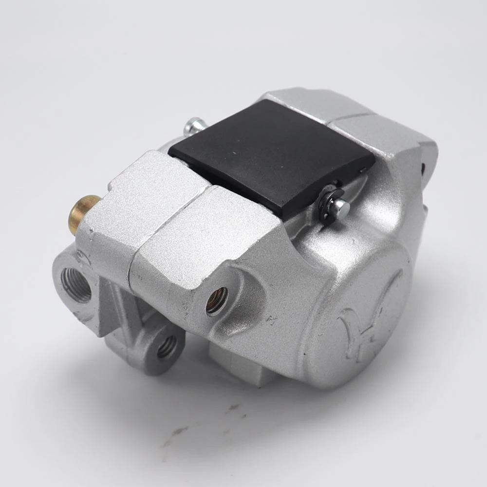 Hinterer Scheibenbremszangen-Systembelag Hinterer Hydraulischer Bremszangen-Hauptbremszylinder Passend für 150cc 250cc Bull Quad Dirtbike ATV