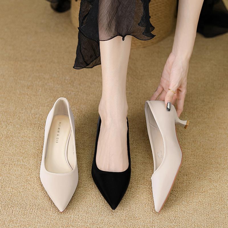 Pointed Single Shoes Women's Medium Heel Thin Heel Light Plate High Heels 2025 Spring New Shallow French Kitten Heels G45-22