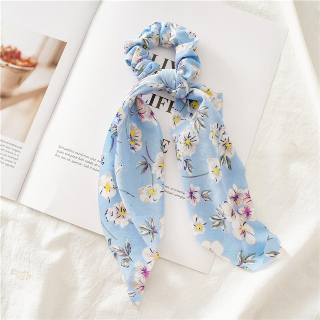 Floral Fabric Scrunchie Hair Tie with Long Ribbon Bow Lightweight Elastic Hair Accessory for Women and Girls Suitable for Various Hairstyles