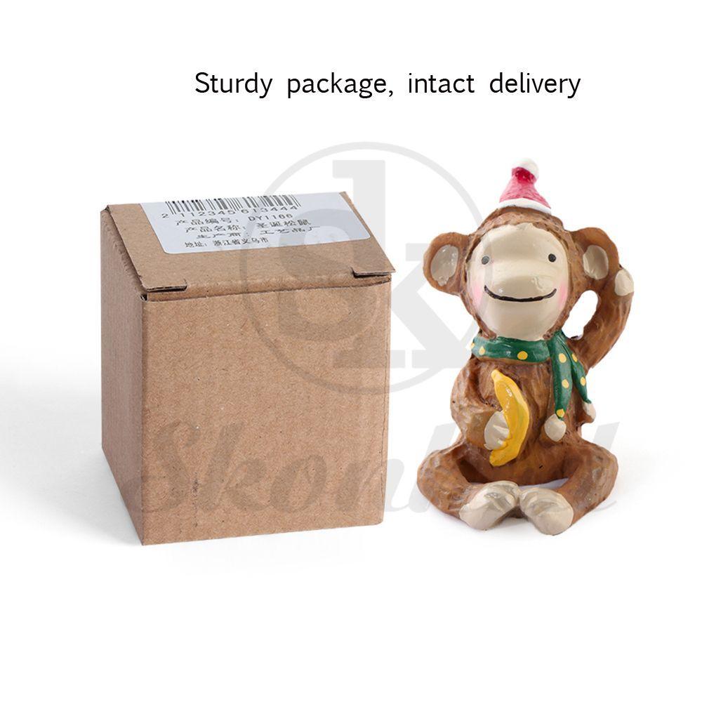 Hot Xmas Tree Exquisite Christmas Ornaments Santa Clause Resin Craft Miniature Figurine
