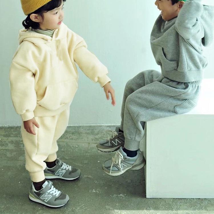 Kids' Winter Casual Korean-Style Fleece Sweater Sports Suit for Boys & Girls