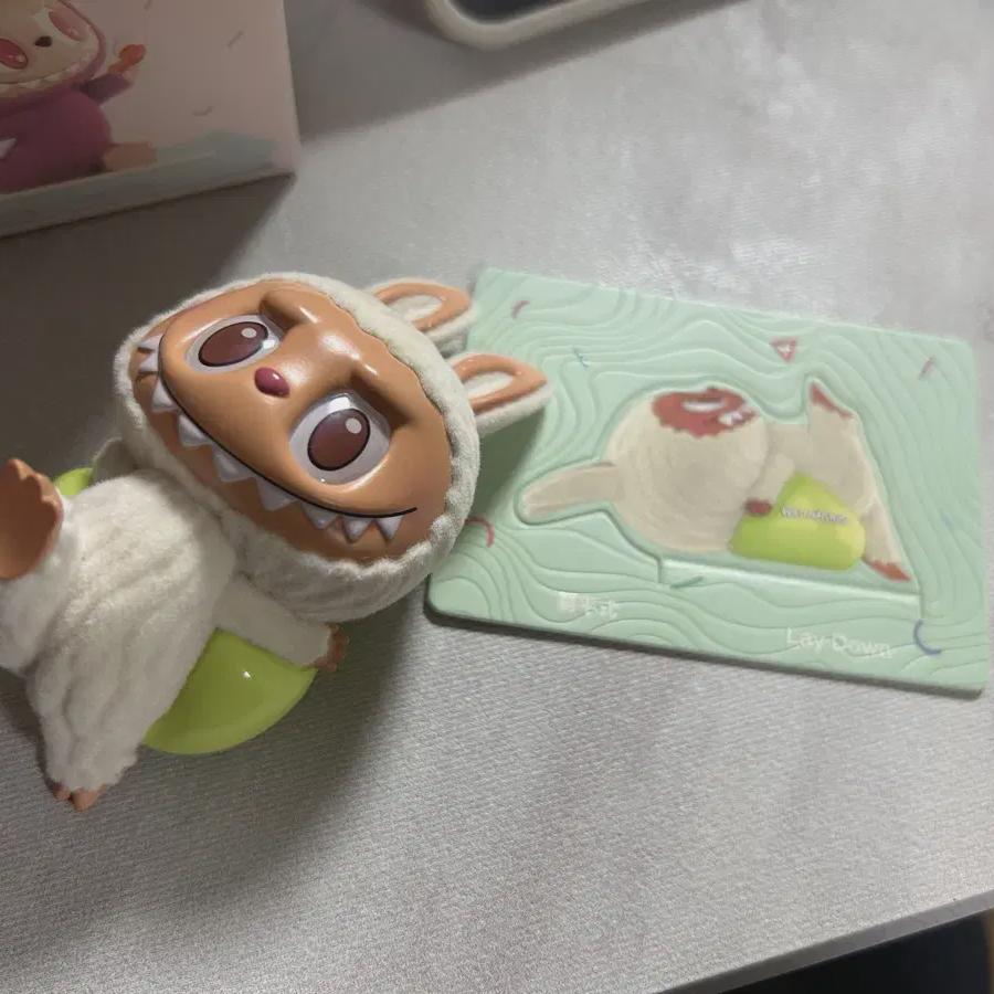 

Sell A Lazy Yoga Labubu Balloon