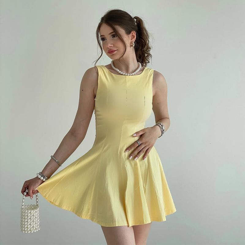 2025 Autumn Women's Solid Color Sleeveless Round Neck Backless Hip-Hugging Dress