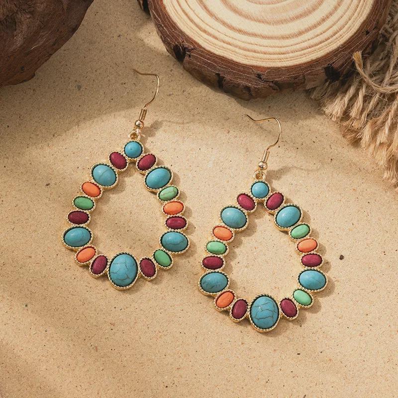 2024 Stylish Retro Luxury Earrings for Women: European & American All-Match High-End Design