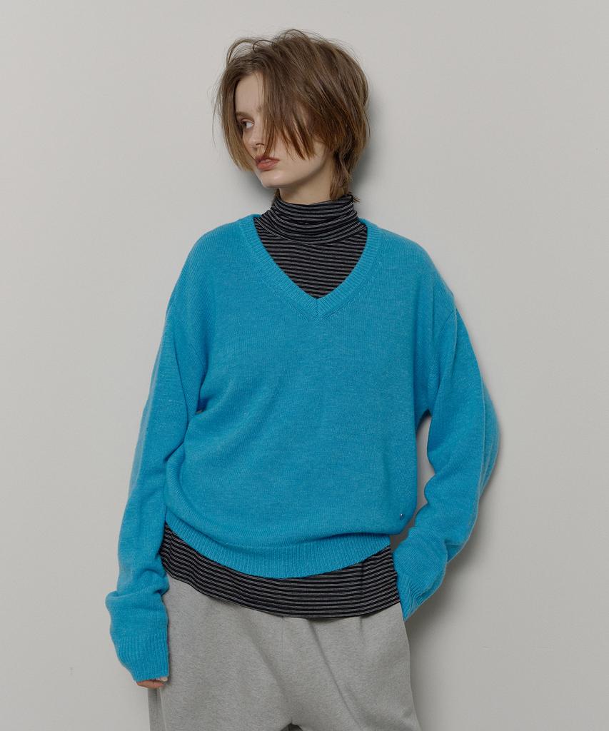Lonkeu Wool V-Neck Knit (Blue)