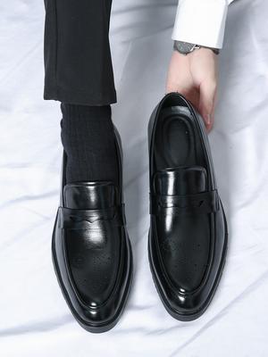 2024 Summer New Mens Classic Business Casual Loafers Brogue Carving Evening Dinner Men Dress Slip-ON Leather Shoes Fashion Black