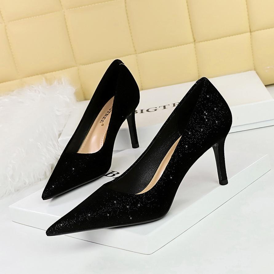 Bankett for kvinner tynne hæler med grunt munn spiss hodelykt Plysjkjerne sko med høye hæler