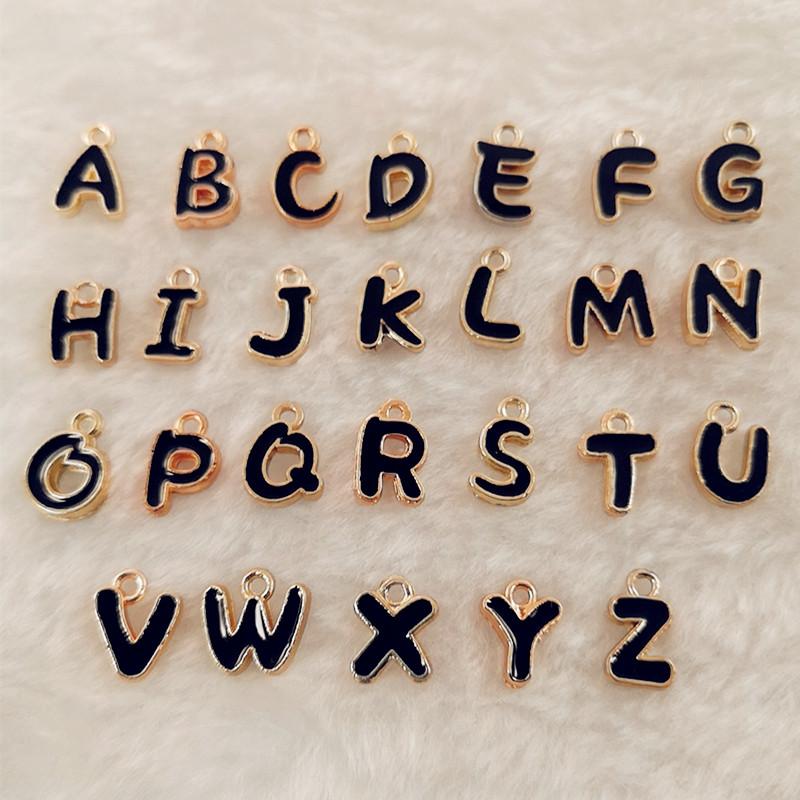 Fashion Cute A-Z Letter Women's Cartoon Rabbit Keychain Cute Enamel Rabbit Carrot Car Bag Pendant Accessories Gift