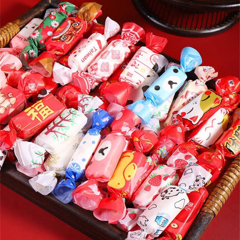 100Pcs/pack Cartoon Printed Handmade DIY Nougat Candy Packaging Oil Papers Milk Taffy Wrapper New Year Holiday Party Decoration