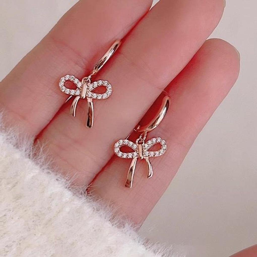 Women's Lovely Feminine Ribbon Hoop Earrings (2 Colors)
