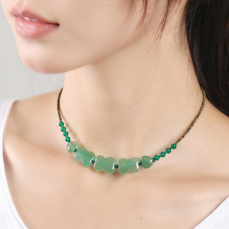GEMCHIC Women's Ethnic Style Green Aventurine Choker Necklace Natural Stone Adjustable Cord Collarbone Chain Vintage Jewelry