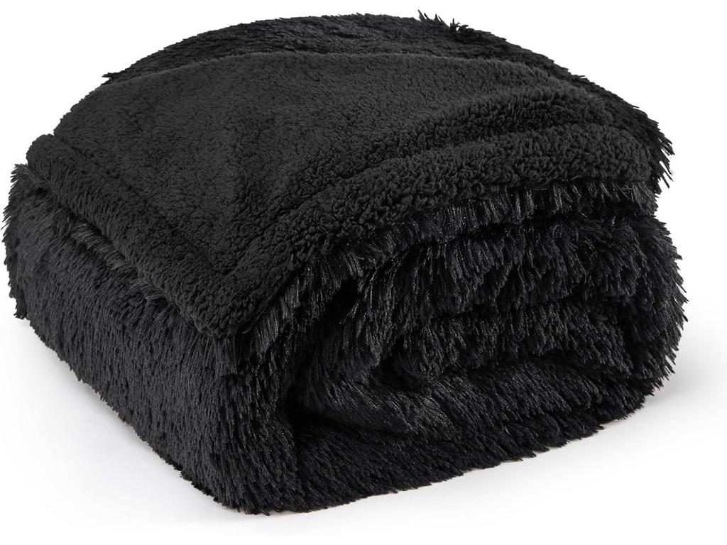 Plush Sherpa Waterproof Fleece Pet Blanket: Thickened Pad for Dogs & Cats