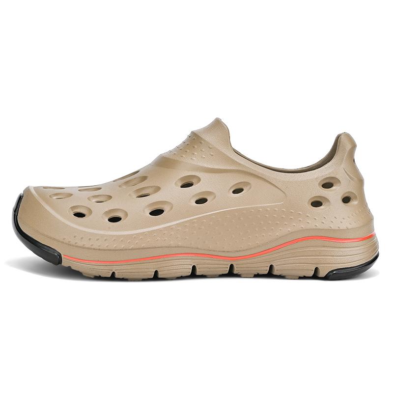 Summer Lightweight Mens Sandals EVA Garden Shoes Men Soft Cover Toes Sandals Comfortable