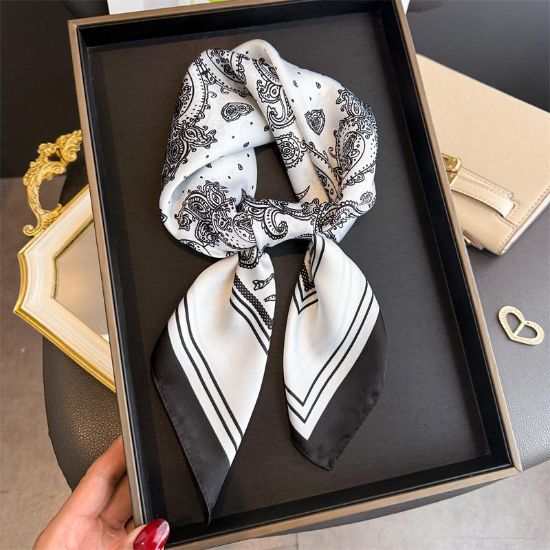 New Paisley Print Scarf for Women Square Hijab Soft Satin Neck Tie Female Fashion Decoration Headscarf 70*70cm Kerchief