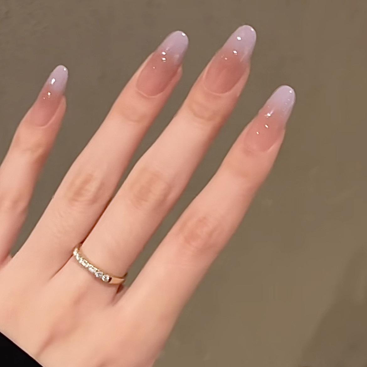

Taro Puree Cheesecake Purple Gradient Gel Press-On Nails Medium