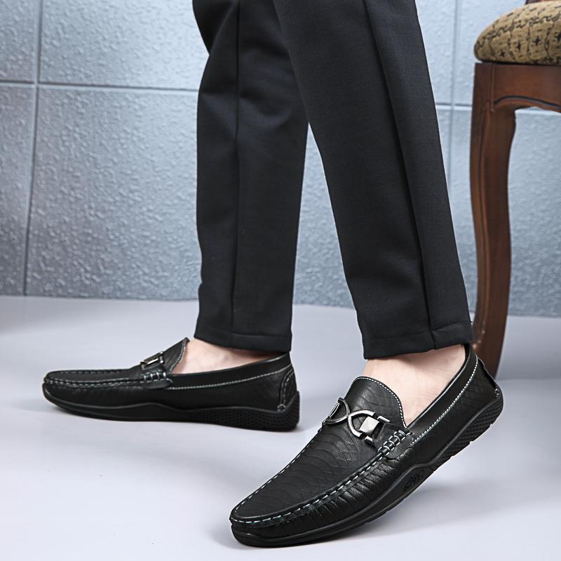 Модные белые мужские туфли повседневные мужские мокасины из натуральной кожи без застежек — фото 6