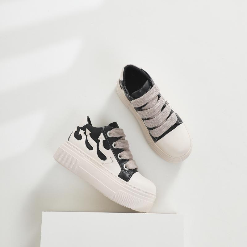 

Мода 2024 Новые женские кроссовки Обувь Толстая подошва Увеличивающие платформы Обувь Женская мода Пламя Обувь для девочек Весна Осень 44 чёрный