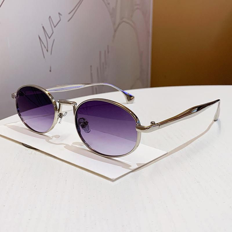 Retro Fashion Metal Oval Frame Sunglasses - Unisex European & American Street Style