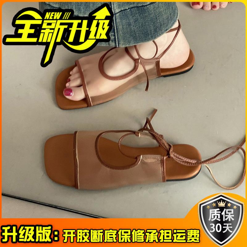 Fashion retro niche design breathable mesh flat-bottomed sandals women's summer new outer wear lace-up beach shoes