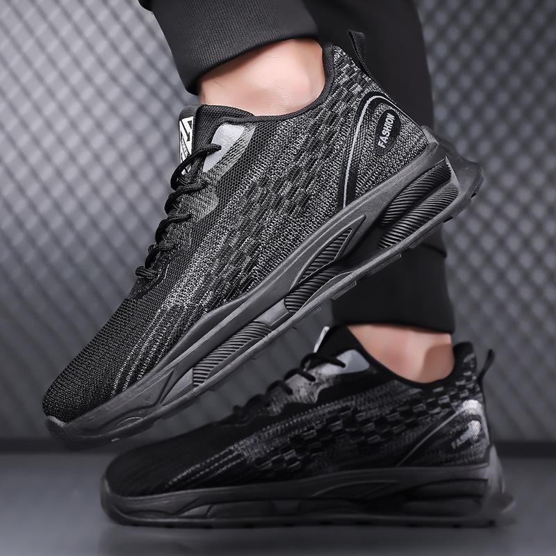 

Легкая спортивная обувь мужская летняя 2025 новая повседневная мужская обувь модная с сетчатой дышащей платформой кроссовки для бега 39