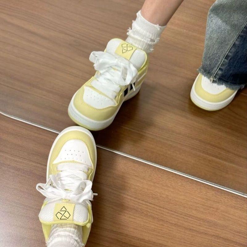 Light yellow color scheme country niche bread shoes women ins autumn new student versatile casual women's board shoes