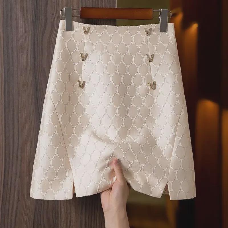 Women's 2024 Chic A-Line Jacquard Skirt - High Waist, Stylish & Versatile for Spring & Autumn