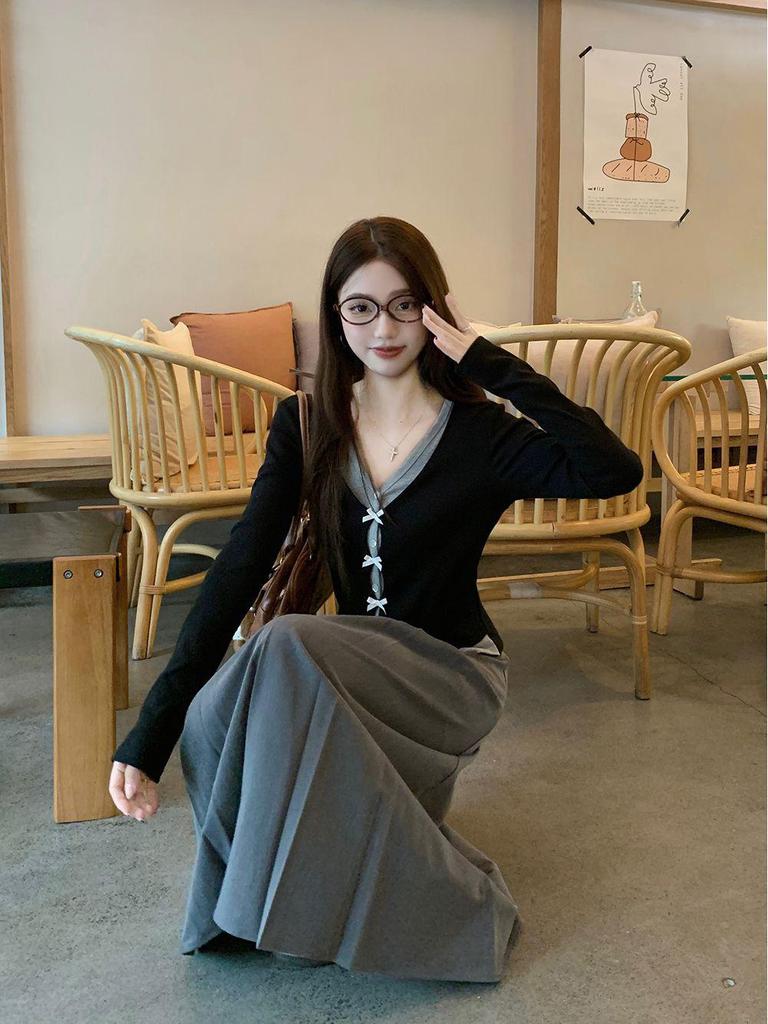 Reiner Süßer Mädchenstil: Zweiteiliges Langarm-T-Shirt & Halbkörperrock-Set für Damen