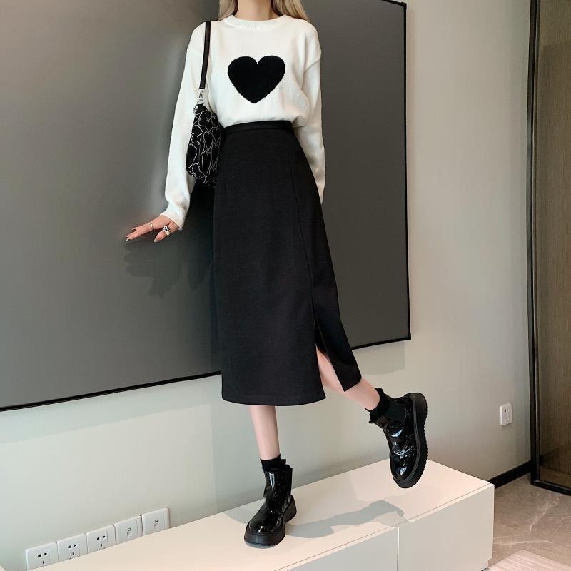 Plus Size High Waist Black Midi Skirt with Slit - A-Line Style for a Slimming Look