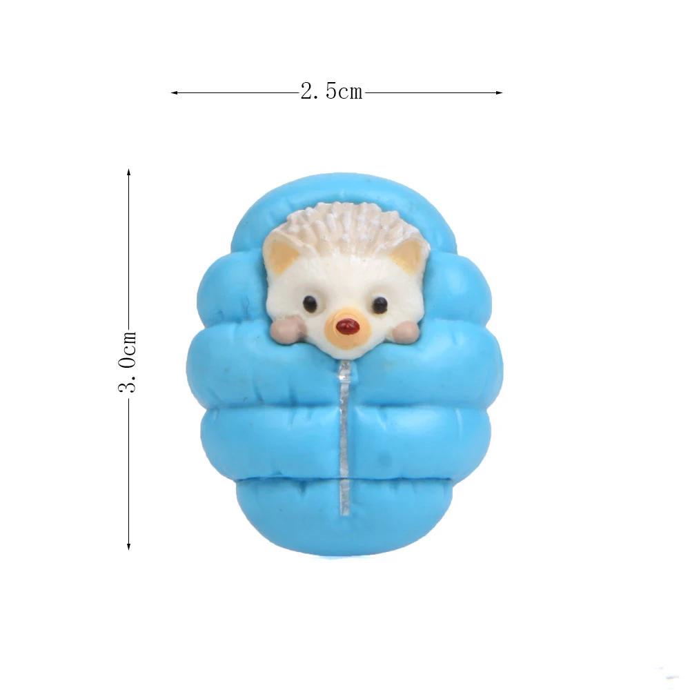 Mini Hedgehog in Sleeping Bag Ornament Miniature Figurines Gift Toy for Kids Children Baby Room Desk Garden Home Decoration