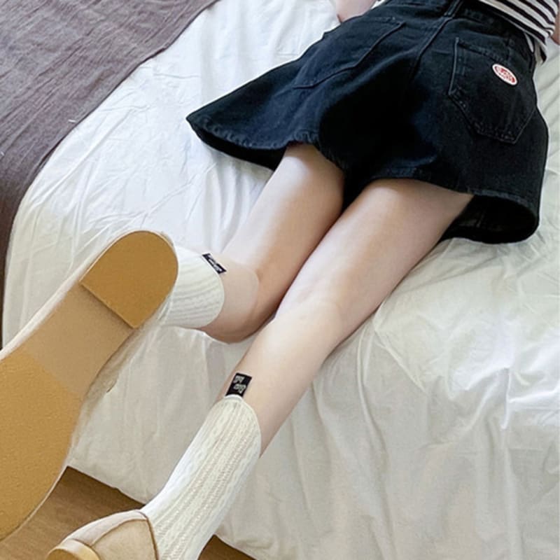 Slowlolli Sheer Cable Knit Socks