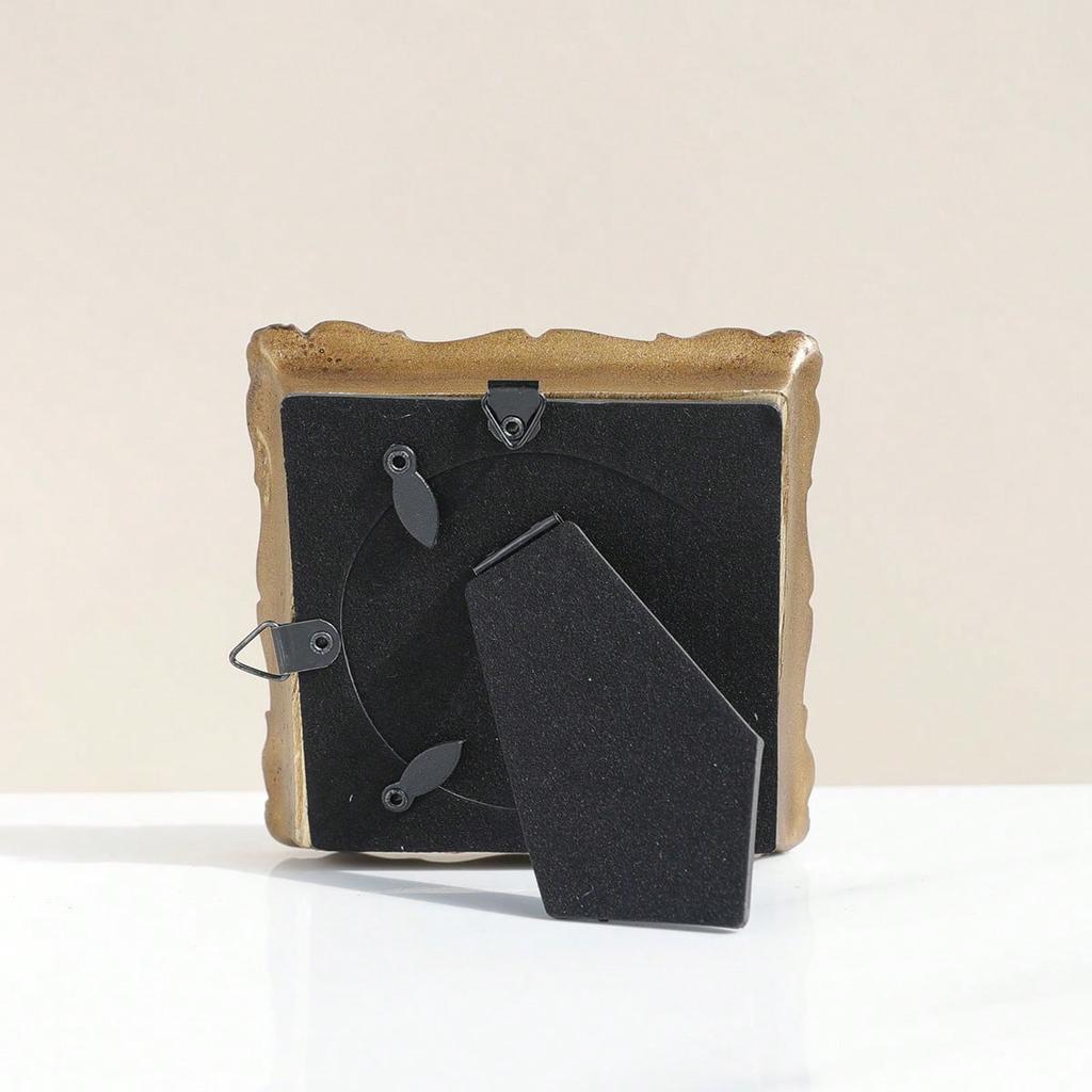 Square Mini Freestanding Photo Frame, Vintage Style Resin Photo Frame, Combination Wall Decor for Gallery Wall Gifts Birthday Graduation