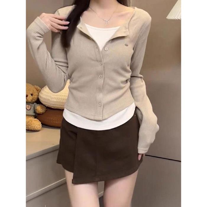 

2025 New Style Women s Two-Piece Long-Sleeved Slimming T-Shirt - Autumn Niche Design. S