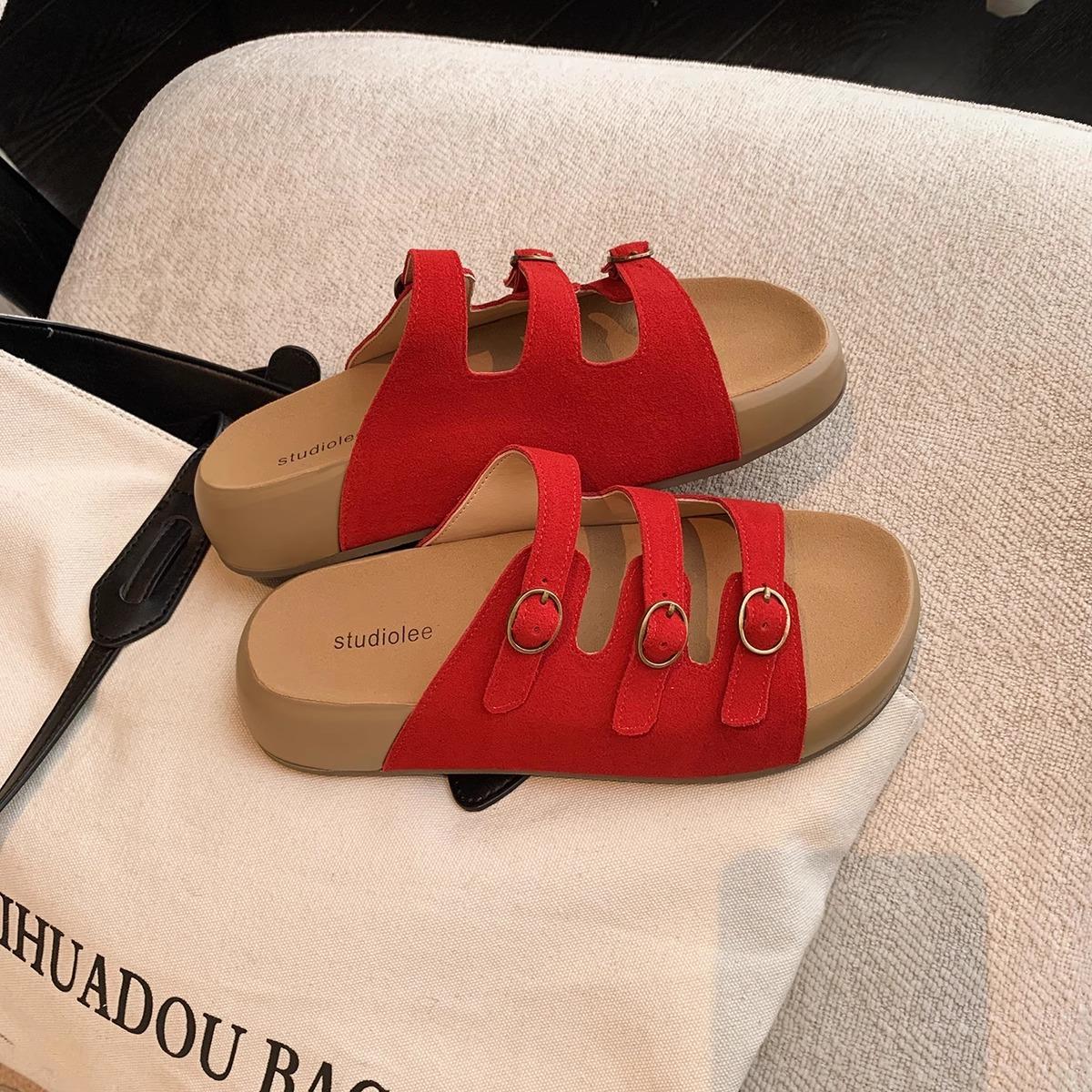 

Тонкие шлепанцы из коровьей кожи на три ремешка, женская летняя обувь, круглый носок, толстая подошва, прохладные шлепанцы 40 красный