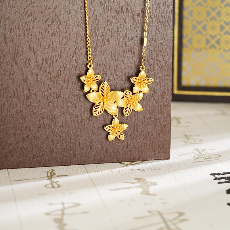Flower Women's Summer Versatile High-Quality Temperament Light Luxury Jewelry Necklace Pendant