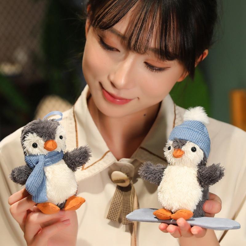 New Winter Skateboard Peanut Penguin Doll Doll Trumpet Ski Christmas Cute Pet Plush Toy Gift