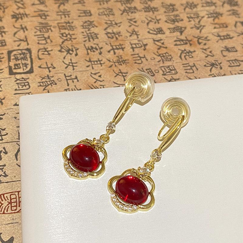 Benming Year Red Opal Ruyi Lock Ear Buckle New Chinese Retro Mosquito Coil Disc Ear Clip Autumn and Winter No Ear Piercing Earrings Women