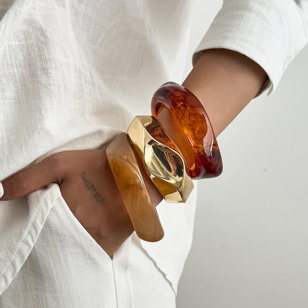 Retro Ice Transparent Smudged Acrylic Bracelet Female, Exaggerated Irregular Metal Cut Face Wide Bracelet