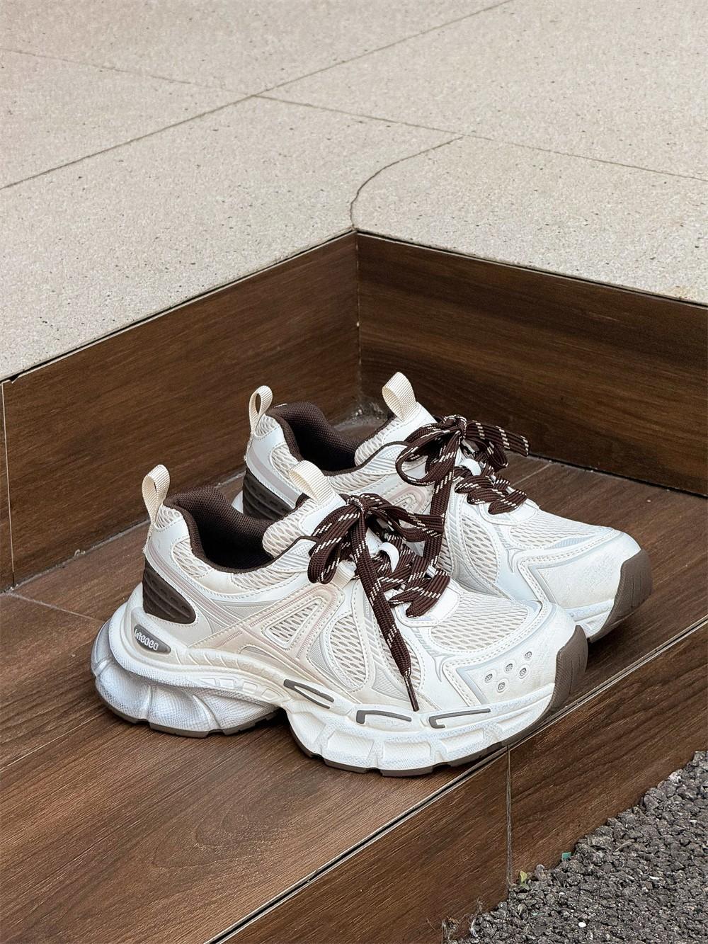 

Европейская кожа папины кроссовки женские 2025 осень новые Mijia ретро универсальные на толстой подошве увеличивающие рост повседневные туфли спортивная обувь 40