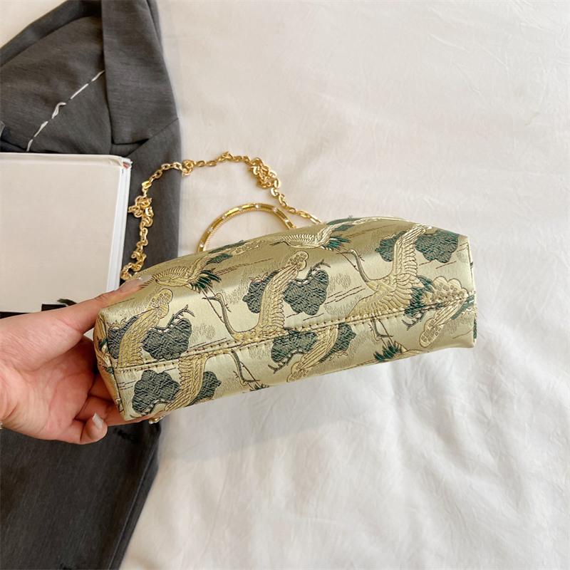 Dameveske Ny gullkjedeveske Kvinne Bankett Håndveske Motebrodert veske Små skuldervesker Høykvalitets Party Messenger Bag