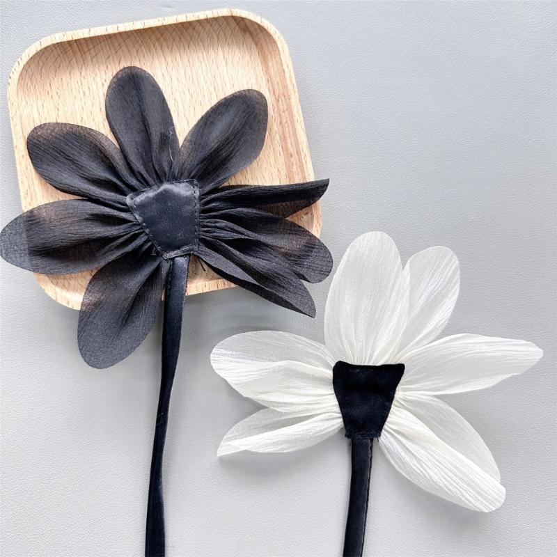 2pcs Cloth Fabric Flower Brooch Pins Lace Flower Corsage Lapel Pin for Cloth Handmade Jewelry Wedding Party Accessories