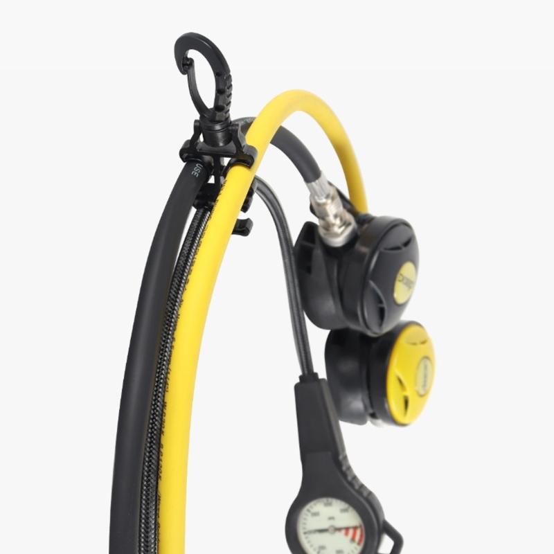 Scubas Diving Hose Holder Clip with Snap Hook Buckle Diving Double Hose Holder Clip Diving Double BCD Hose Clip Enduring