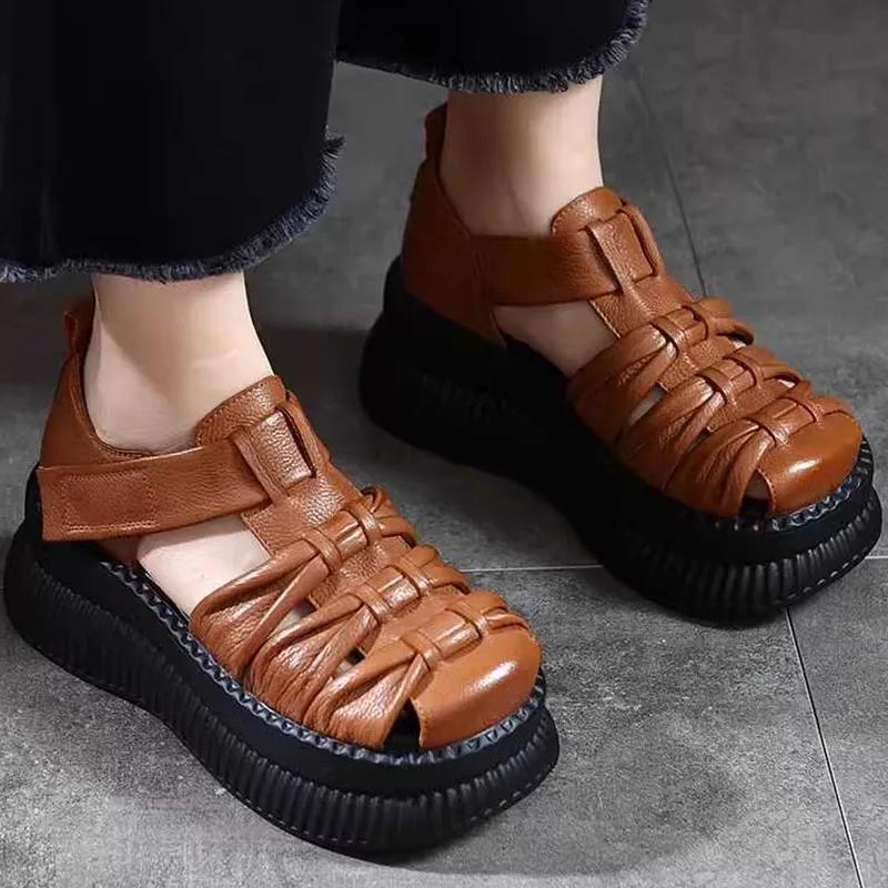 2024 m. Naujos mados Retro vasariniai batai Moteriški sandalai Rankų darbo natūralios odos tuščiavidurės platformos laisvalaikio basutės moteriškos juodos