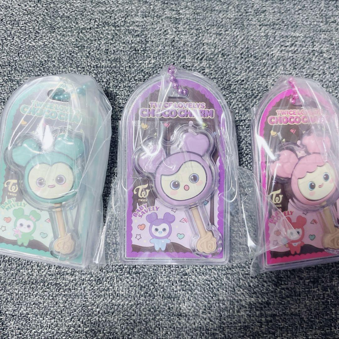 

[Б/У] TWICE Печенье в шоколаде и брелок MISAMO