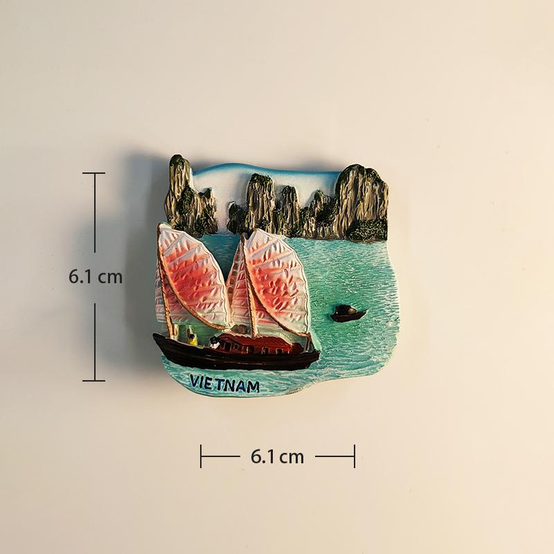 

Вьетнам Бухта Халонг Парусник 3D Стереоскопический Туристические сувениры Смоляная живопись Украшение для дома Магниты на холодильник