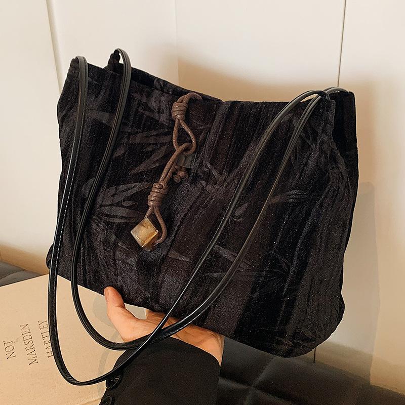 New Chinese Style Chinese Style Commuting Bucket Bag for Women's New One Shoulder Armpit Bag Large Capacity Hand Tote Bag