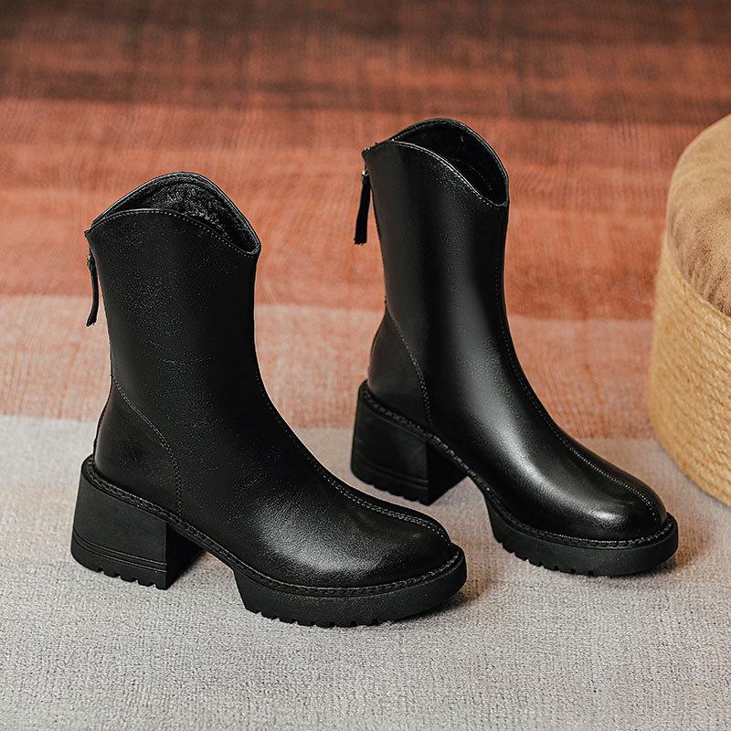 Bruna retrokorta stövlar med V-formad öppning, nya höst- och vinterstövlar för kvinnor, tjockbottnade Martin boots, medelhöga damstövlar.